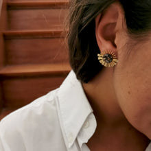 Charger l'image dans la galerie, Boucles d'oreilles AKA